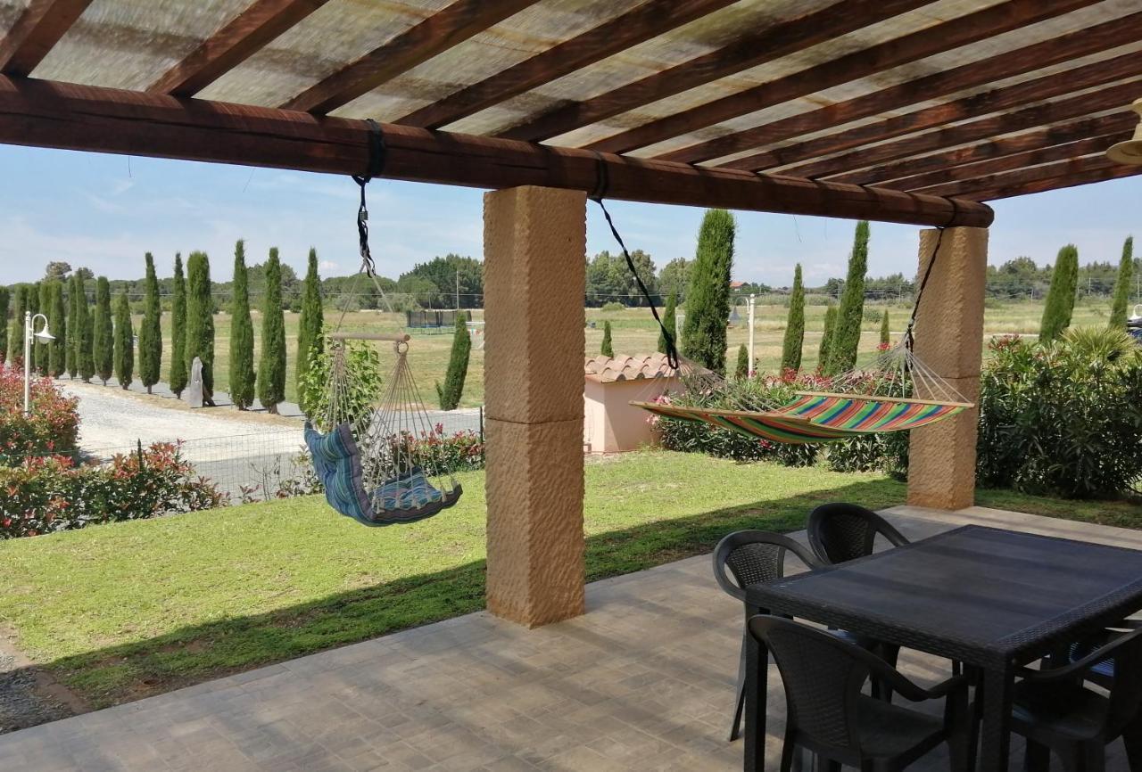 Апарт отель Fattoria Palazzeta - Pet & Family Friendly Чечина Экстерьер фото