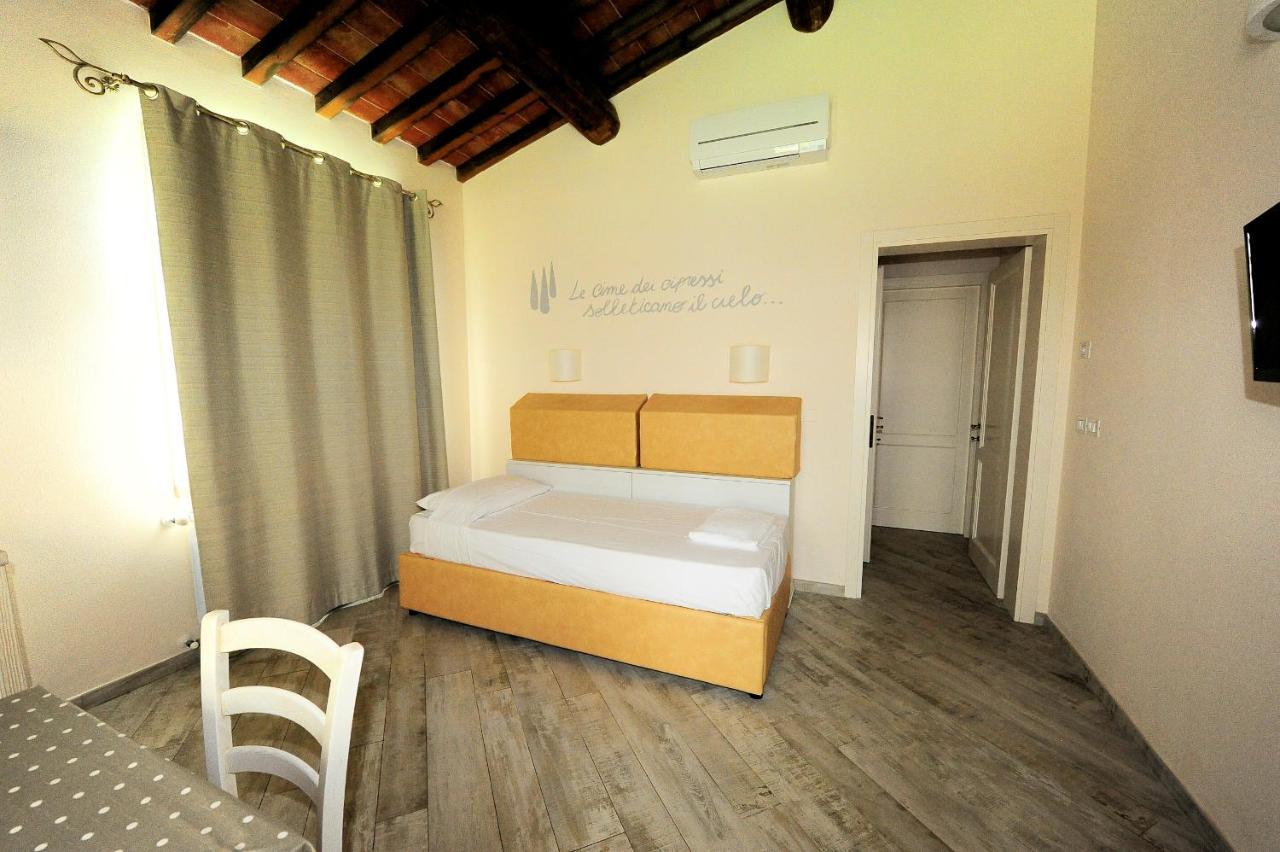 Апарт отель Fattoria Palazzeta - Pet & Family Friendly Чечина Экстерьер фото
