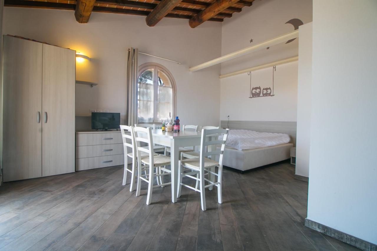 Апарт отель Fattoria Palazzeta - Pet & Family Friendly Чечина Экстерьер фото