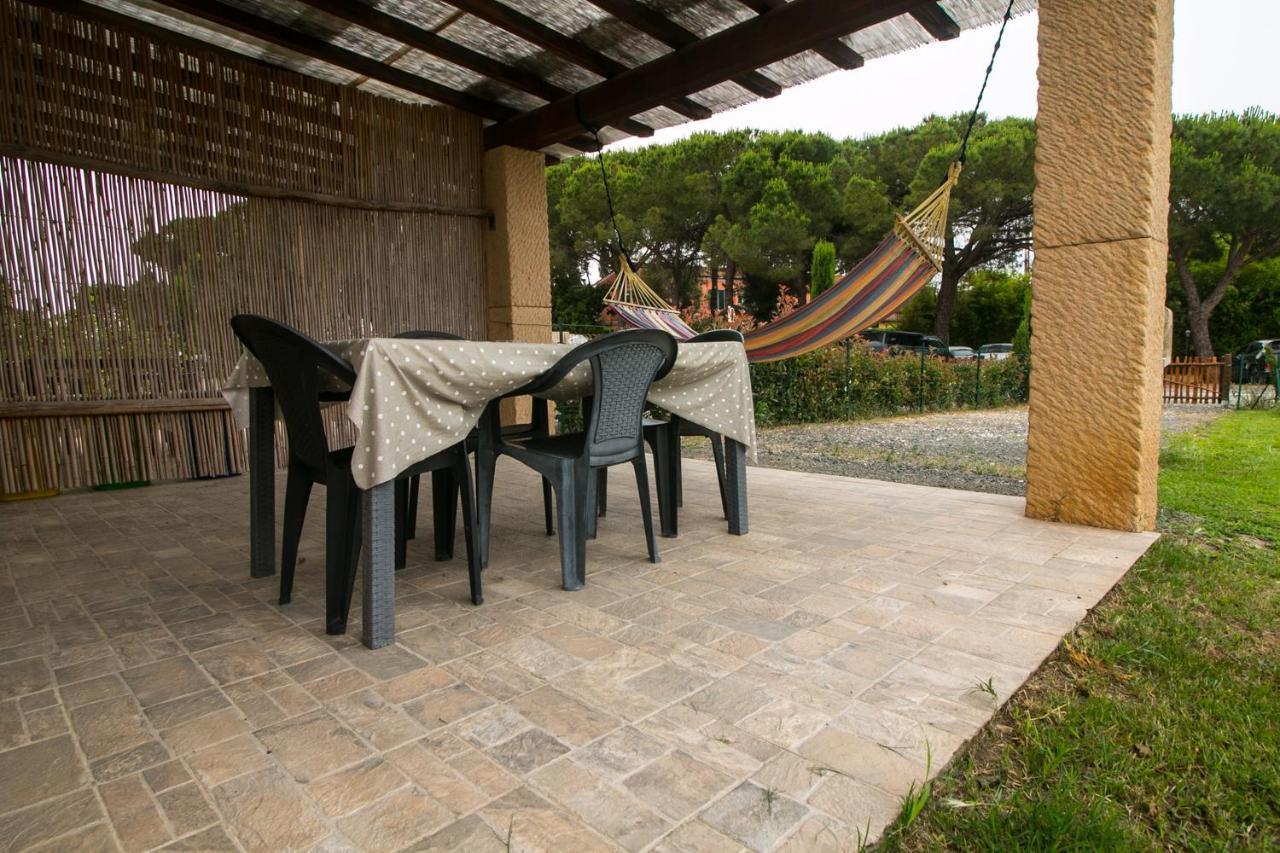 Апарт отель Fattoria Palazzeta - Pet & Family Friendly Чечина Экстерьер фото