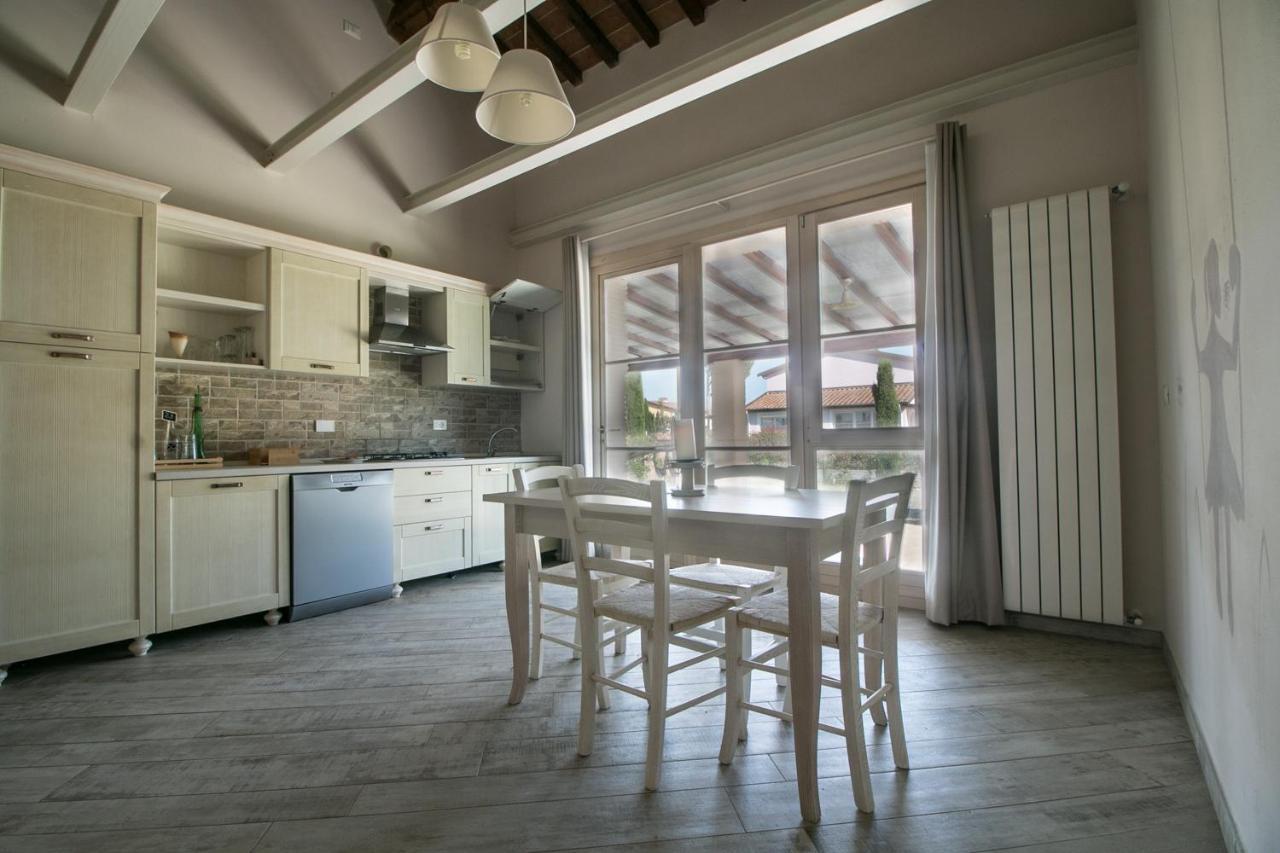 Апарт отель Fattoria Palazzeta - Pet & Family Friendly Чечина Экстерьер фото
