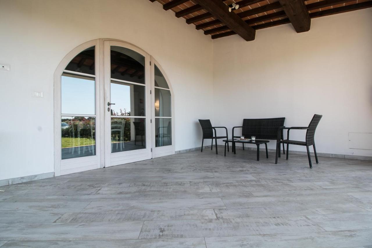 Апарт отель Fattoria Palazzeta - Pet & Family Friendly Чечина Экстерьер фото