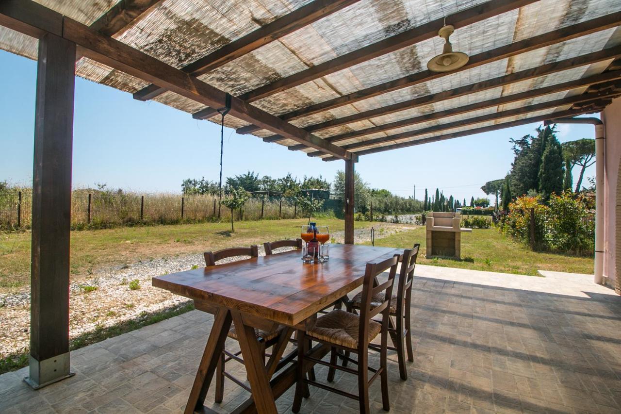 Апарт отель Fattoria Palazzeta - Pet & Family Friendly Чечина Экстерьер фото