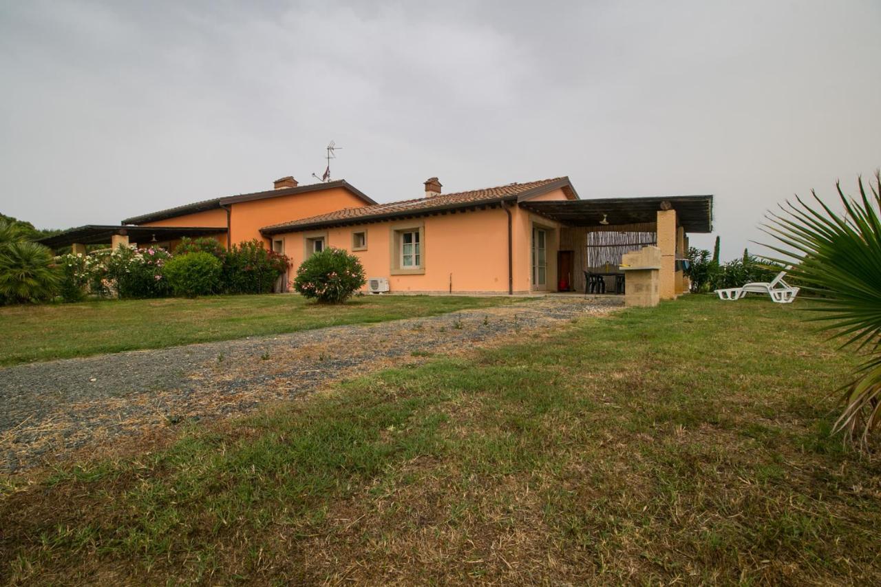 Апарт отель Fattoria Palazzeta - Pet & Family Friendly Чечина Экстерьер фото